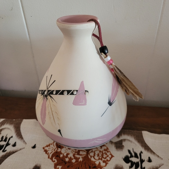 Vintage Navajo Pottery SALE FINAL PRICE - Picture 7 of 9